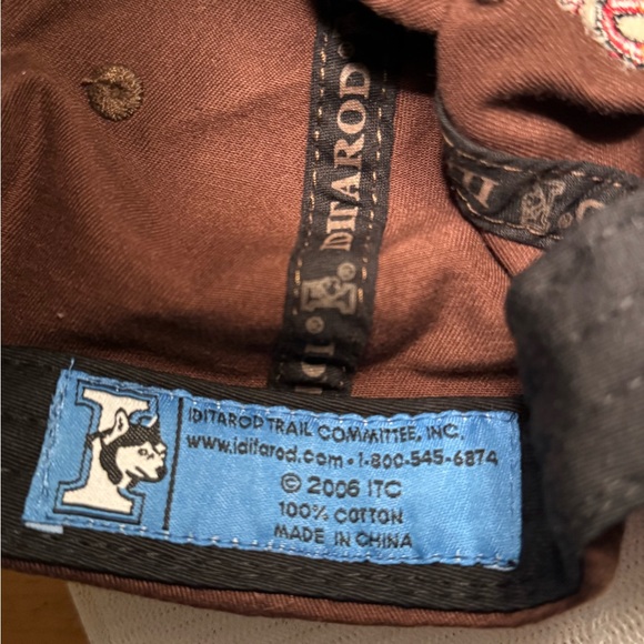 2000s Dog Sled Racing Hat - Picture 3 of 3